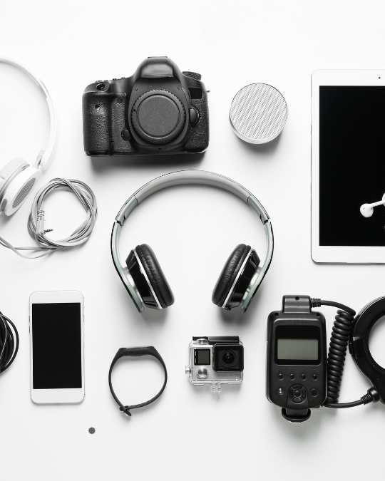 Amiriva Smartphone Accessories