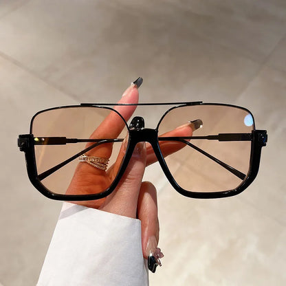 Amiriva Vintage Oversized Square Sunglasses – UV400 Gradient Unisex Eyewear