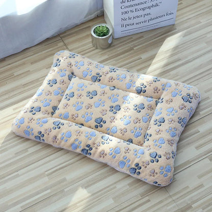 Amiriva Soft Coral Fleece Pet Sleeping Mat for Cats and Small Dogs