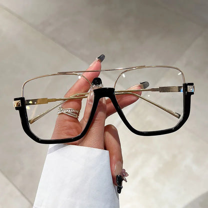 Amiriva Vintage Oversized Square Sunglasses – UV400 Gradient Unisex Eyewear