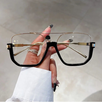 Amiriva Vintage Oversized Square Sunglasses – UV400 Gradient Unisex Eyewear