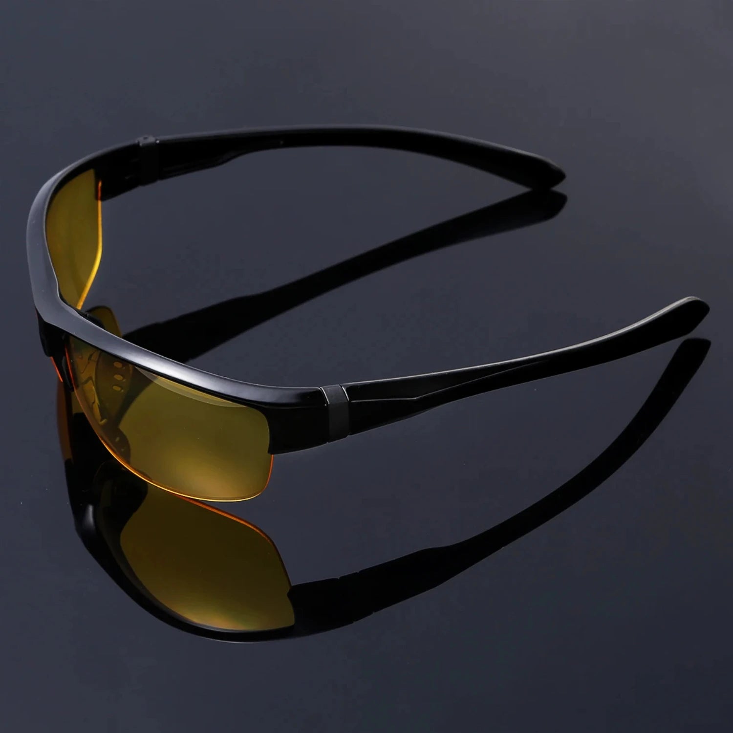 Amiriva unisex sport sunglasses with UV400 protection, lightweight polycarbonate frame, ideal for cycling, golf, and outdoor sports