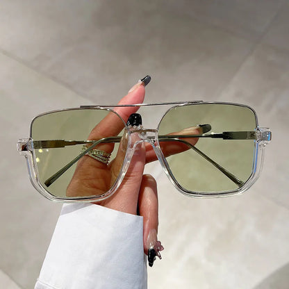 Amiriva Vintage Oversized Square Sunglasses – UV400 Gradient Unisex Eyewear
