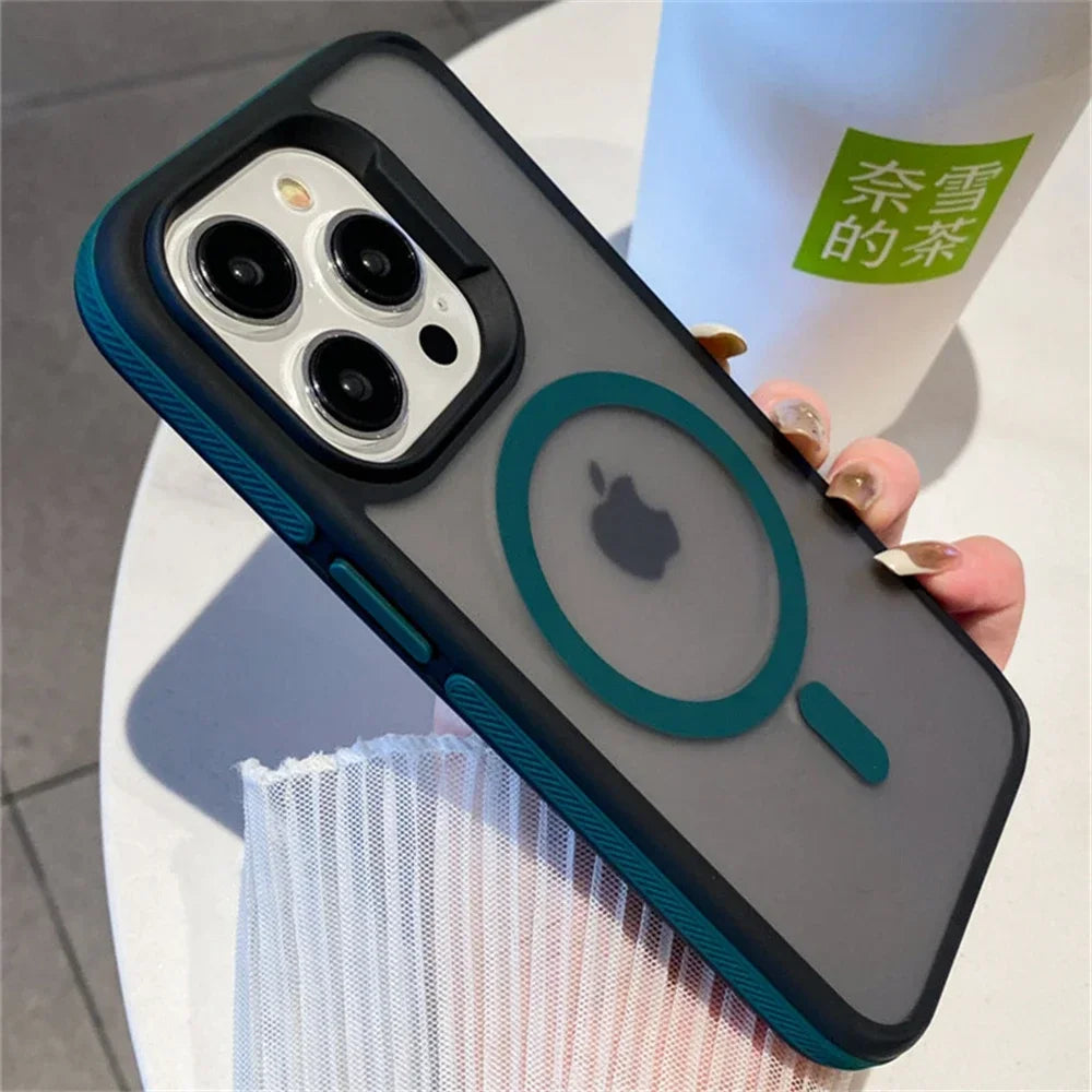 Frosted matte anti-smudge finish on Amiriva magnetic iPhone case
